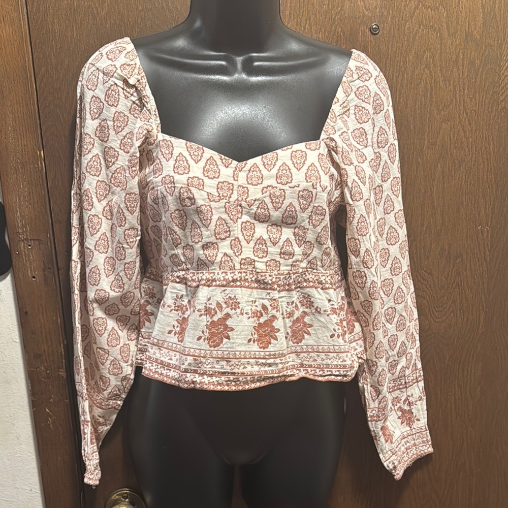 Cream and Red Puff Sleeve Peplum Blouse